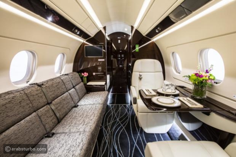 طائرة جاكي شان