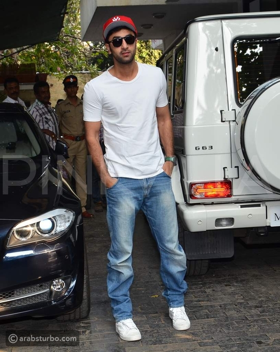 صور سيارات الممثل الهندي الشهير رانبير كابور